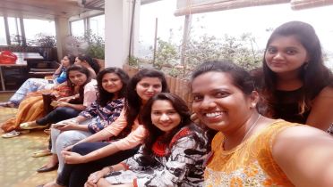 FRESHER'S PARTY 2017 AT CADENCE  ACADEMY KOLHAPUR .